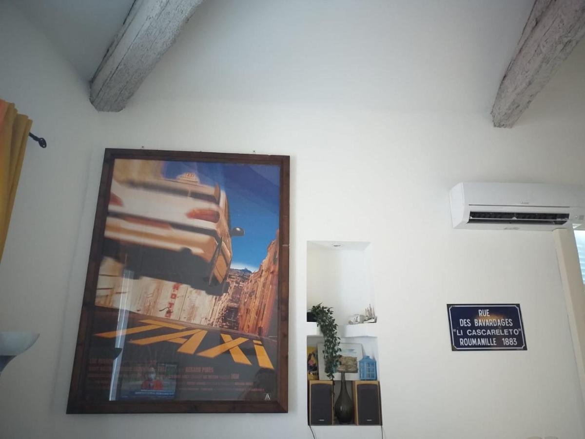 Duplex Des 13 Cantons Марсилия Екстериор снимка
